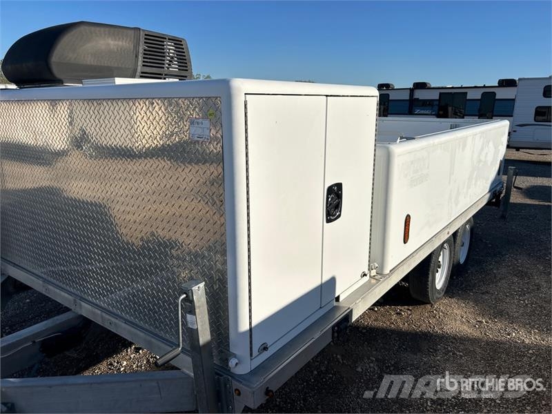 Newport Fabricating 10 ft T/A Utility Trailer Otros remolques