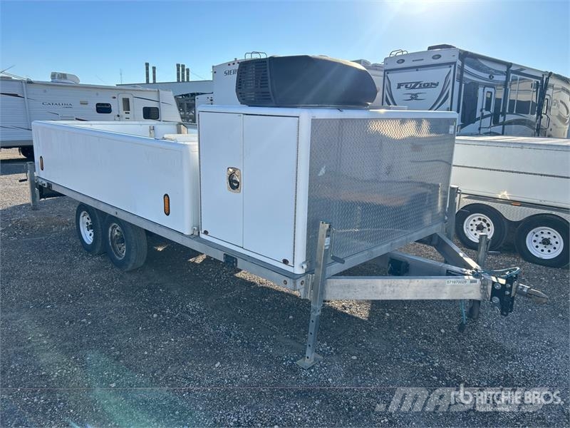 Newport Fabricating 10 ft T/A Utility Trailer Otros remolques