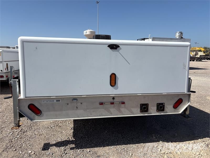 Newport Fabricating 10 ft T/A Utility Trailer 기타 트레일러