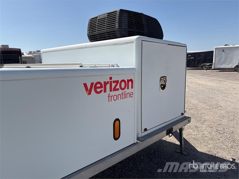 Newport Fabricating 10 ft T/A Utility Trailer 기타 트레일러