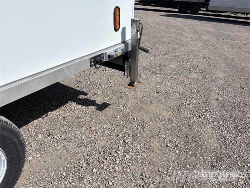 Newport Fabricating 10 ft T/A Utility Trailer 기타 트레일러