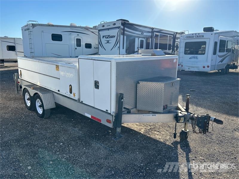 Newport Fabrication VEZ-1.8 10 ft T/A Enclosed Tra Box body trailers