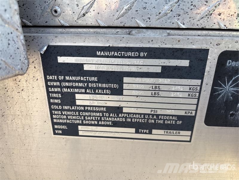  Newport Fabrication VEZ-1.8 10 ft T/A Enclosed Tra Прицепы-фургоны