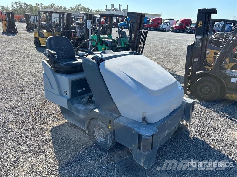 Nilfisk Proterra 5130 Ride-On Floor Scrubber 기타 트레일러