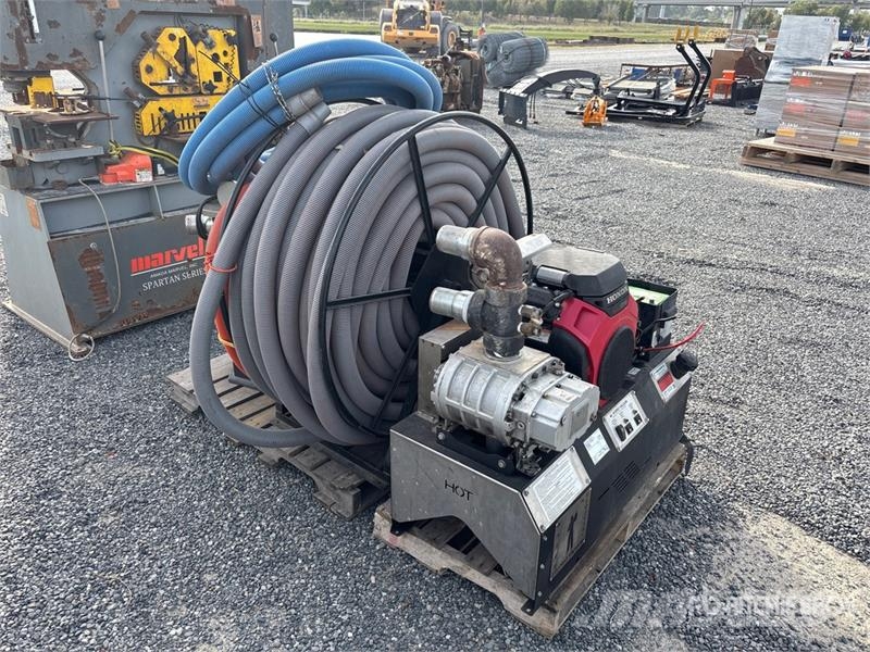 Nilfisk RGV40H12 Hydro Vacuum System Kútfúrók