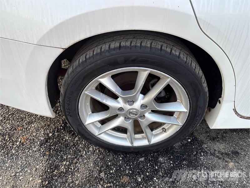 Nissan Altima 2.5S Автомобілі