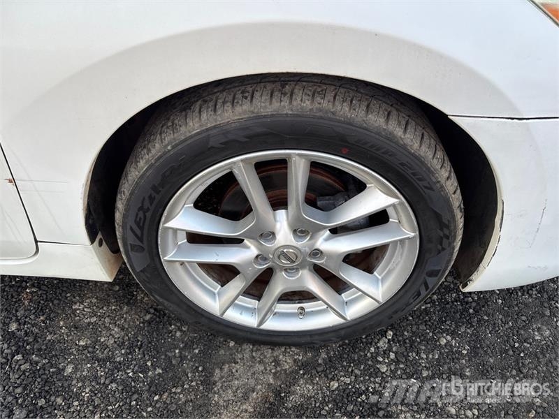 Nissan Altima 2.5S Автомобілі