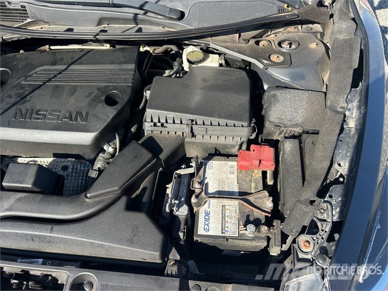 Nissan Altima SL Automobile PKWs