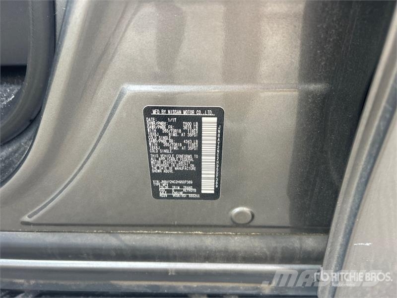 Nissan Armada Samochody osobowe