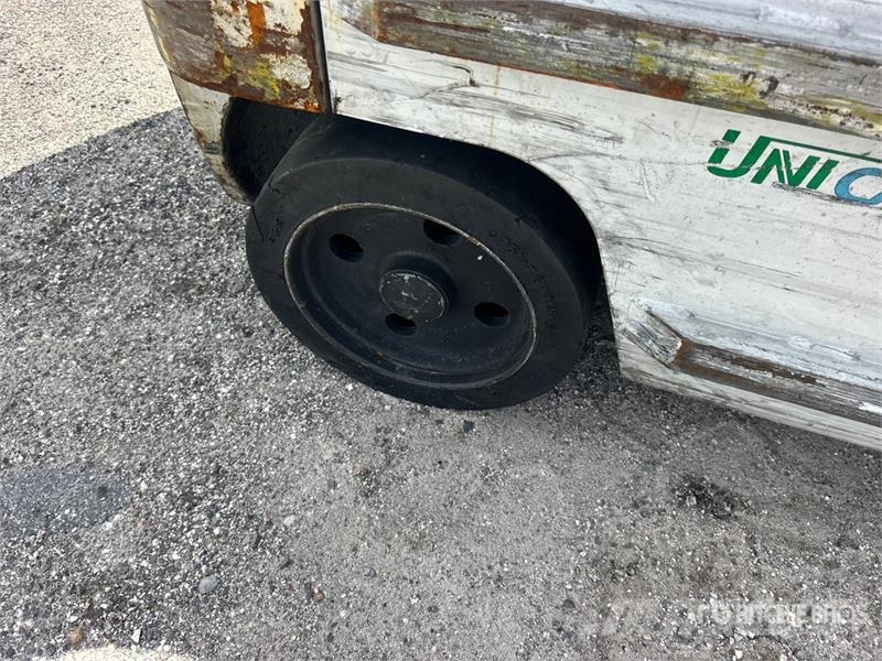 Nissan CF40LP Viljuškari - ostalo