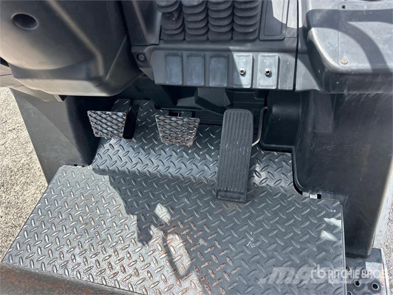 Nissan CF40LP Montacargas - otros