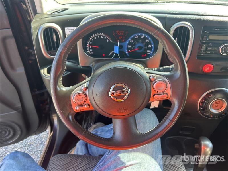 Nissan Cube Krom Automobile Avtomobili