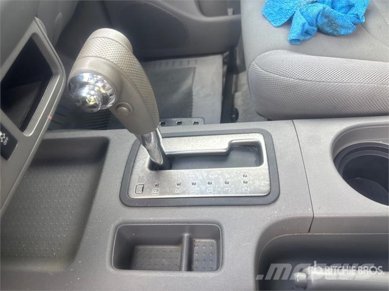 Nissan Frontier 4x2 Extended Cab Pickup Andre