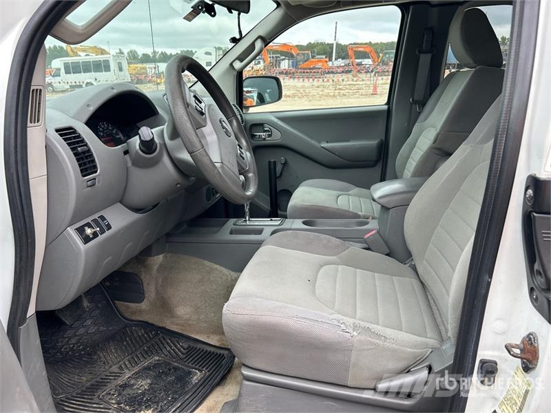 Nissan Frontier 4x2 Extended Cab Pickup Ostalo