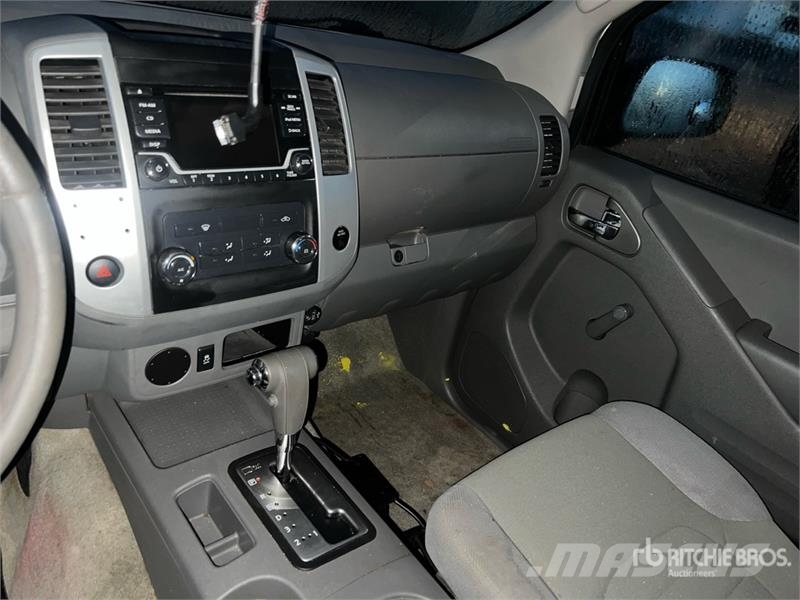 Nissan Frontier 4x2 Extended Cab Pickup Други