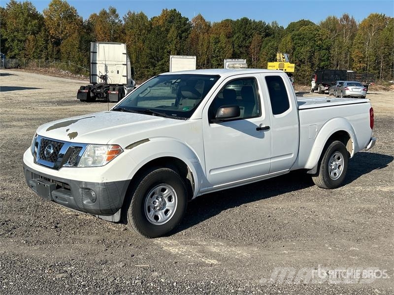 Nissan Frontier 4x2 Extended Cab Pickup Drugi