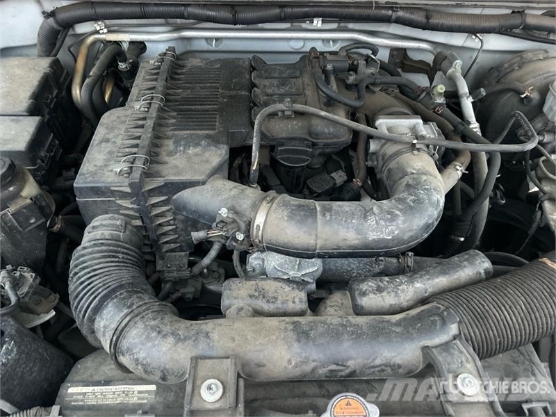 Nissan Frontier 4x2 Extended Cab Pickup 其他