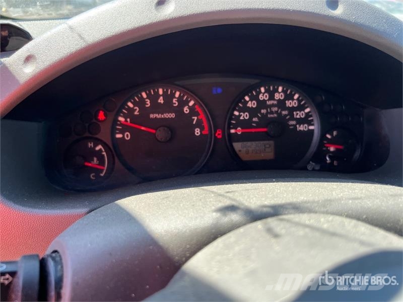 Nissan Frontier 4x2 Extended Cab Pickup Drugi