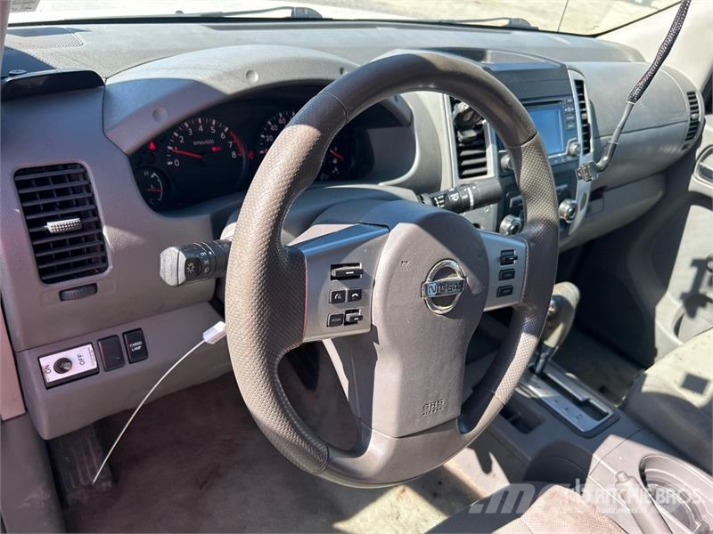 Nissan Frontier 4x2 Extended Cab Pickup 其他
