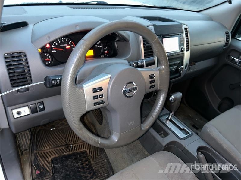 Nissan Frontier 4x2 Extended Cab Pickup 其他