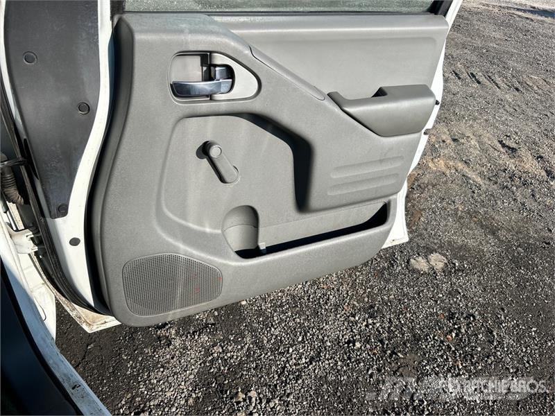 Nissan Frontier 4x2 Extended Cab Pickup Drugi