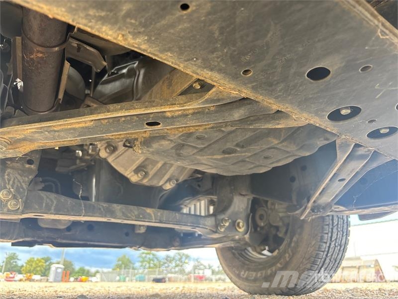 Nissan Frontier 4x2 Extended Cab Pickup Andre