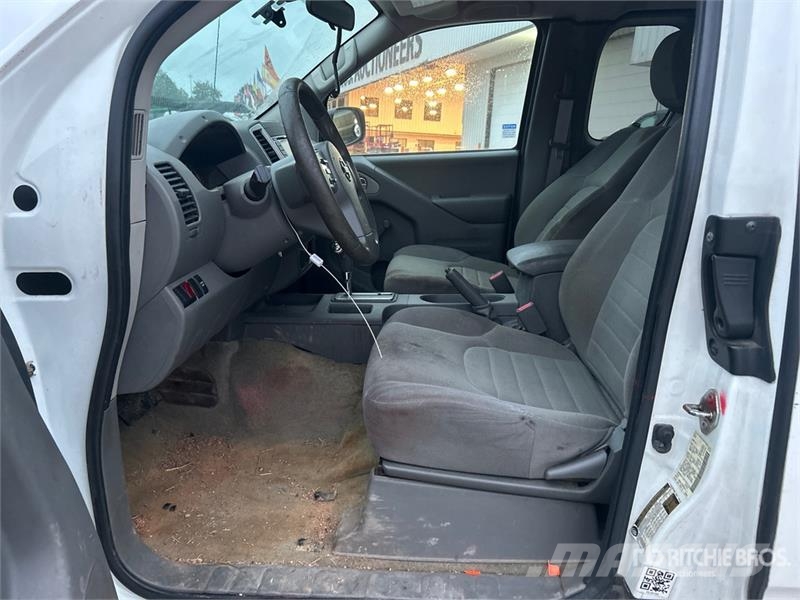 Nissan Frontier 4x2 Extended Cab Pickup 其他