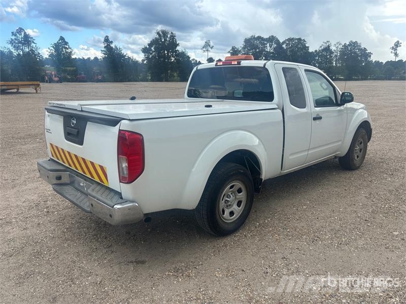 Nissan Frontier 4x2 Extended Cab Pickup Andre