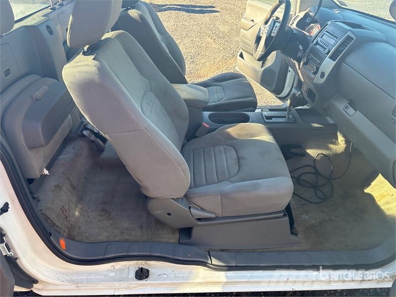 Nissan Frontier 4x2 Extended Cab Pickup Otras furgonetas