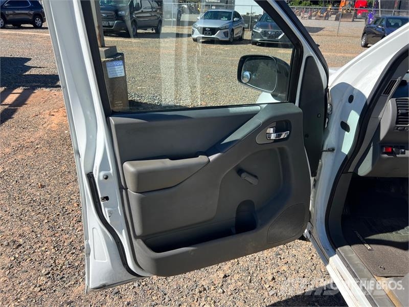 Nissan Frontier 4x2 Extended Cab Pickup Other
