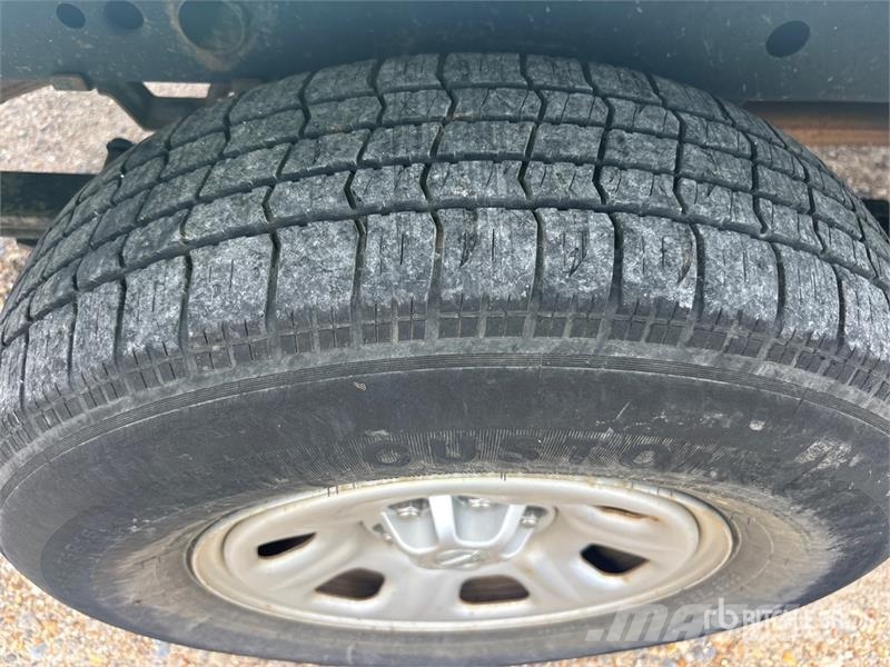 Nissan Frontier 4x2 Extended Cab Pickup Andre