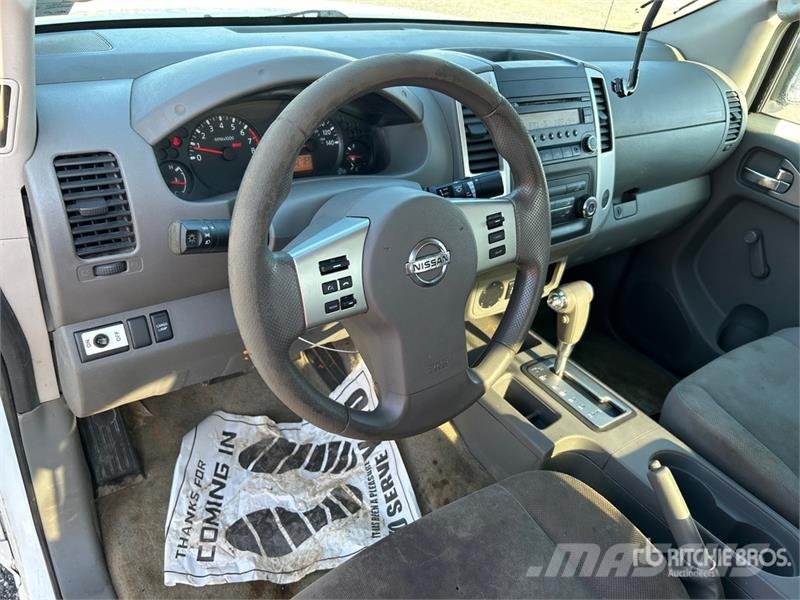 Nissan Frontier 4x2 Extended Cab Pickup Drugi