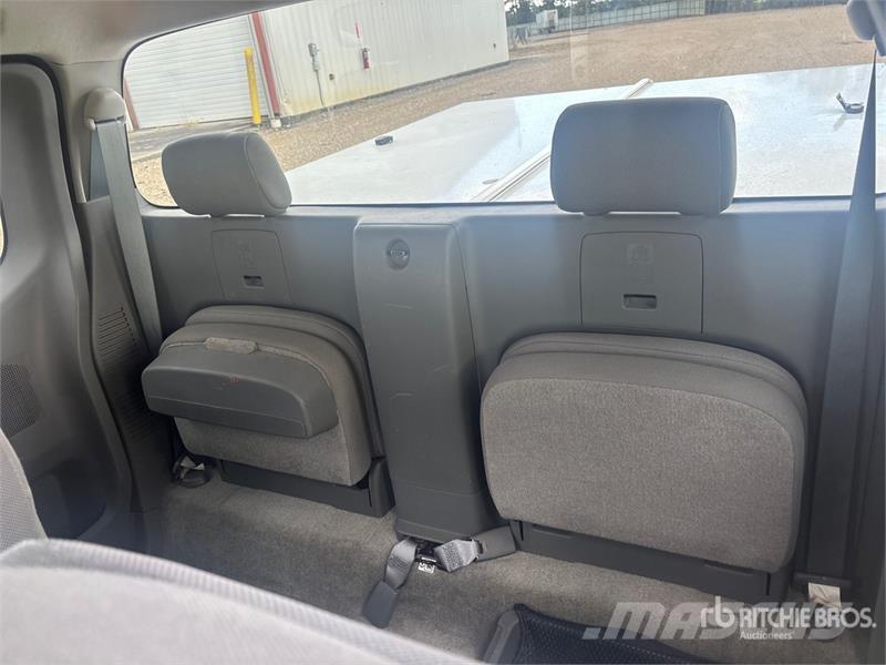 Nissan Frontier 4x2 Extended Cab Pickup Andre