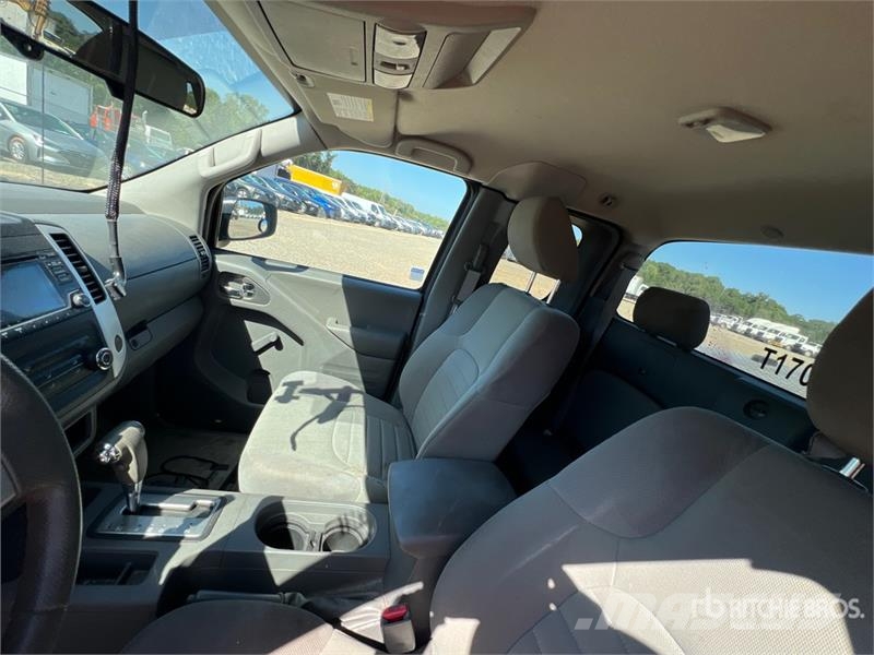 Nissan Frontier 4x2 Extended Cab Pickup Drugi