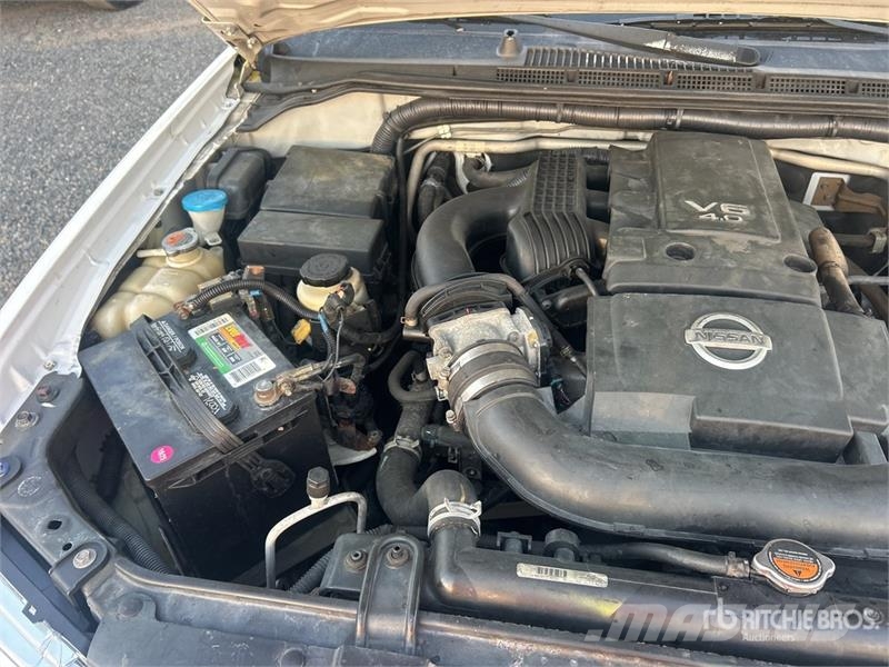 Nissan Frontier SV 4x2 Extended Cab Pickup Прочие фургоны