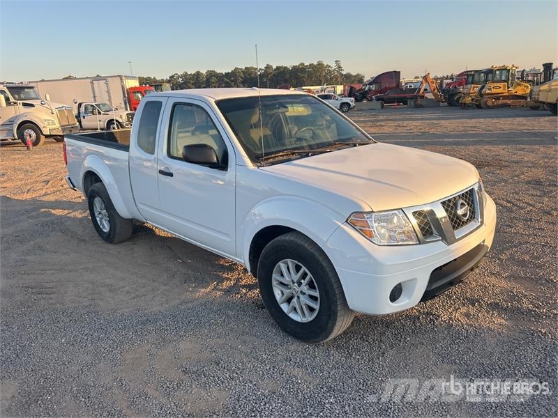Nissan Frontier SV 4x2 Extended Cab Pickup Прочие фургоны