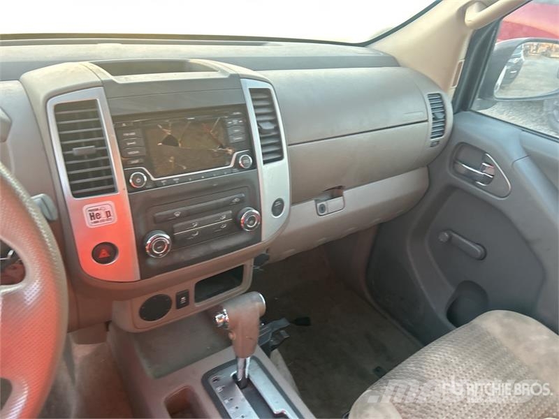 Nissan Frontier SV 4x2 Extended Cab Pickup Прочие фургоны
