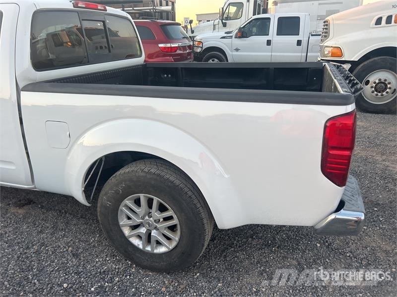 Nissan Frontier SV 4x2 Extended Cab Pickup Прочие фургоны