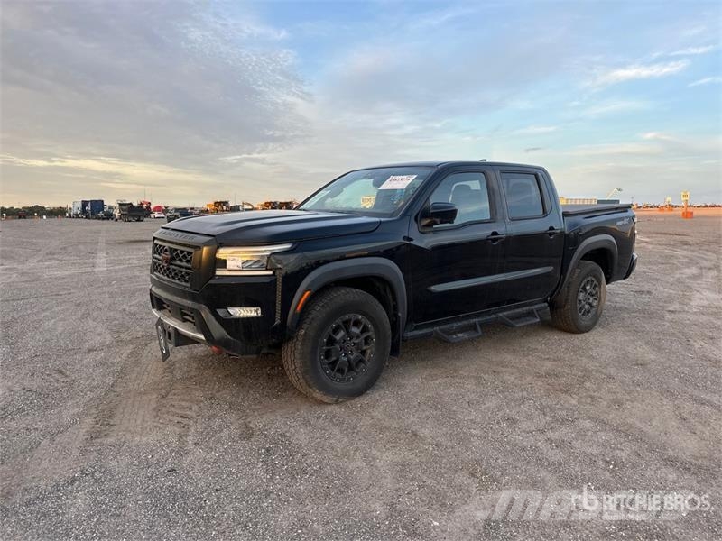 Nissan Frontier XE 기타