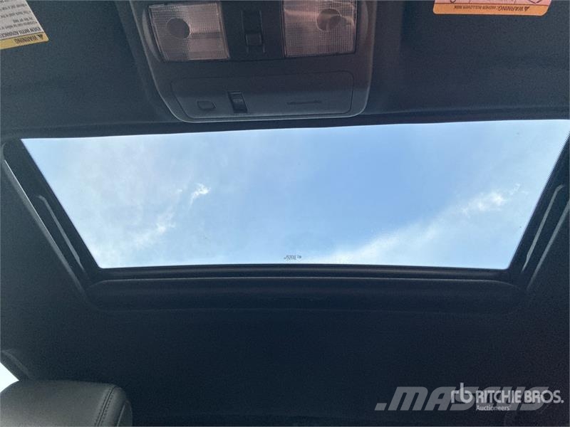 Nissan Frontier XE 기타