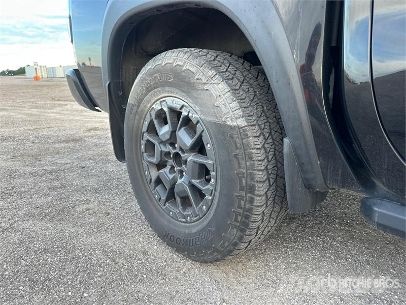 Nissan Frontier XE 기타