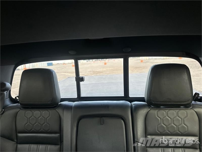 Nissan Frontier XE 기타
