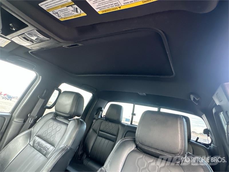 Nissan Frontier XE 기타
