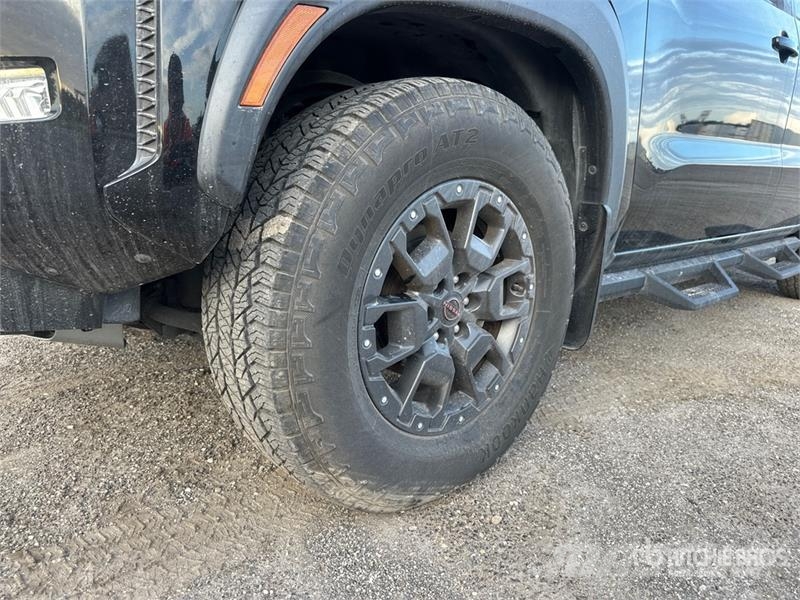 Nissan Frontier XE 기타