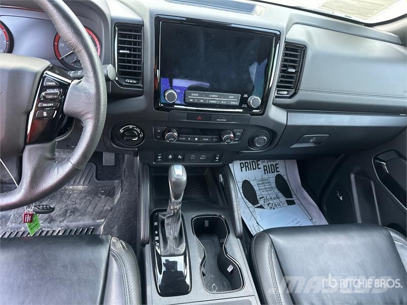 Nissan Frontier XE 기타