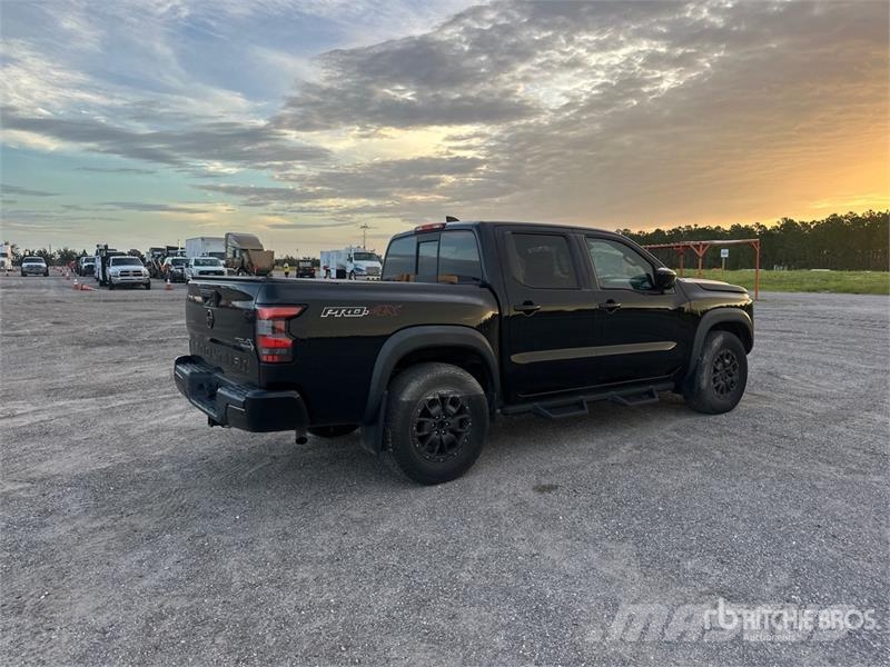 Nissan Frontier XE 기타
