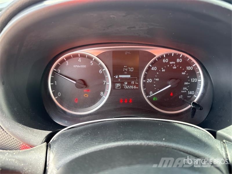 Nissan Kicks 2WD SUV Automašīnas