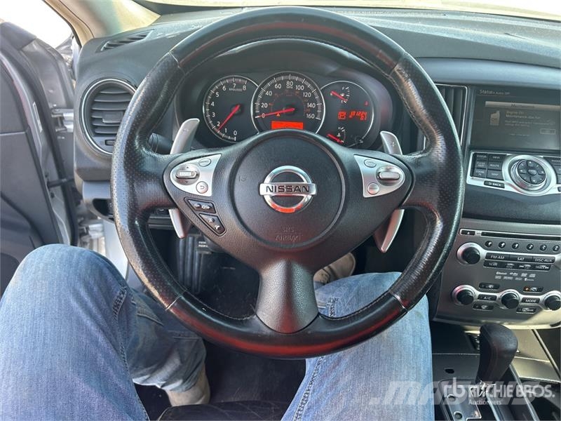 Nissan MAXIMA Automobile Henkilöautot