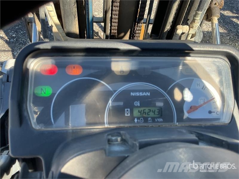 Nissan MPL02A25LV 4300 lb Pneumatic Tire Forklift Другие складские механизмы