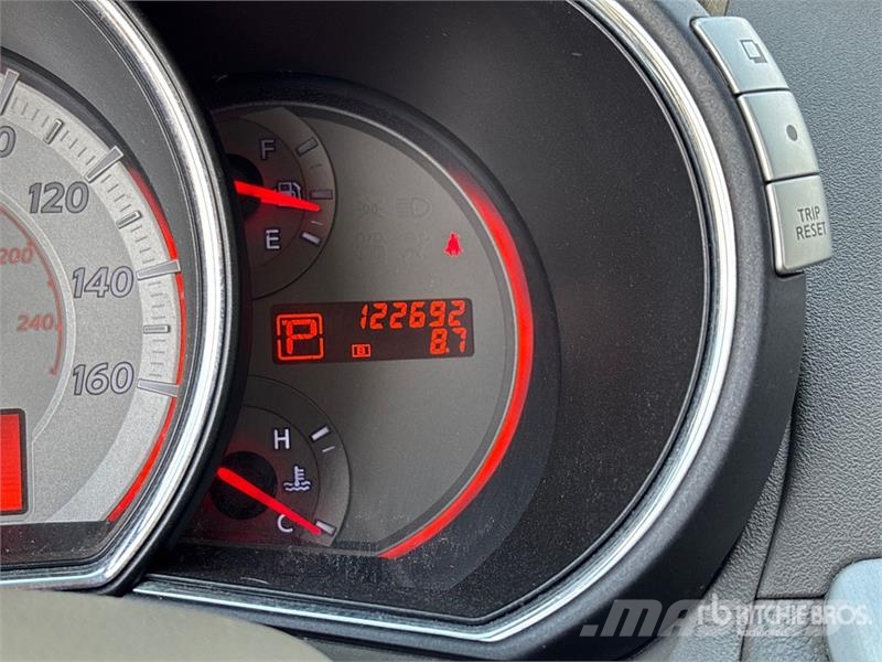 Nissan Murano SL AWD SUV Personbiler